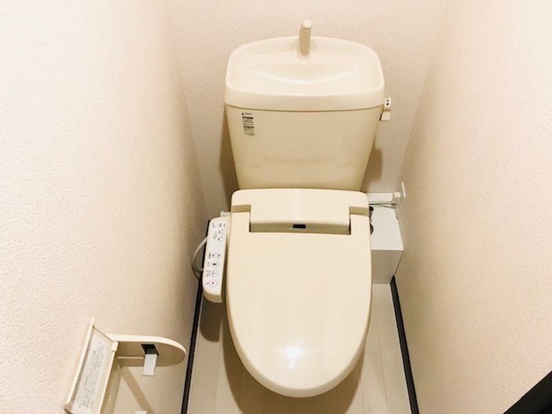 レオネクストシャン　フルール トイレ