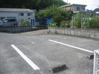 レオパレスＷａｖｅ 駐車場