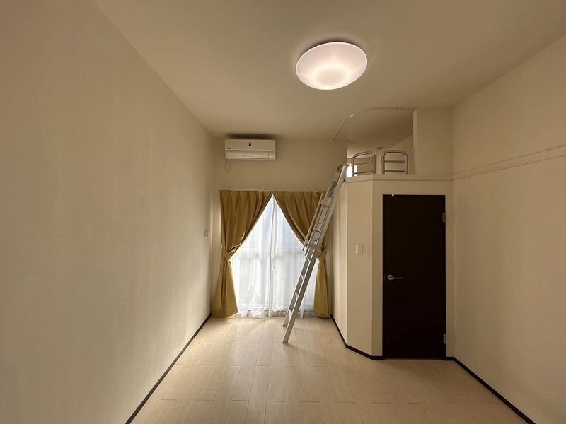 ミランダラギ　Ⅲ 居間