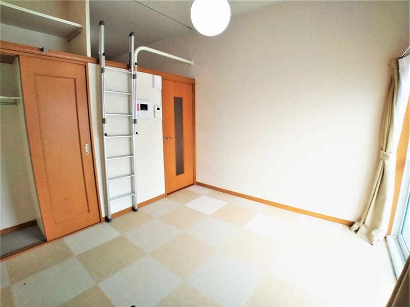 レオパレスすず 居間