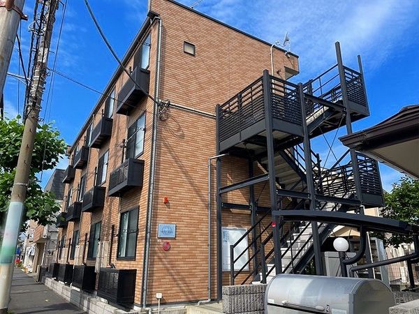 LEONEXT Asahi exterior