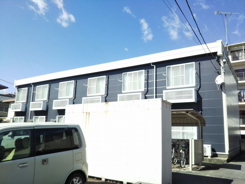 レオパレス三倉 外観