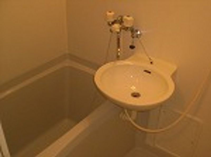 レオパレスシャトーＣ 洗面所