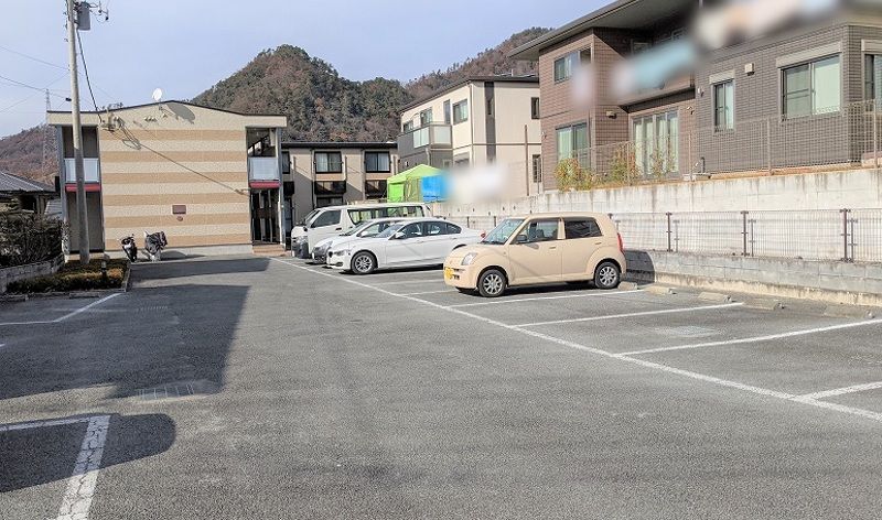 レオパレスレオーノ古府中 駐車場