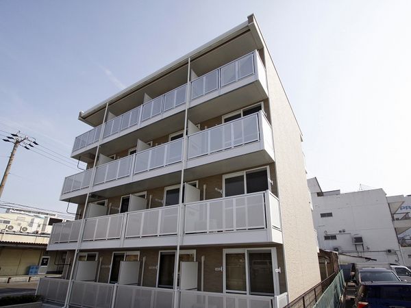 レオパレスヴィラ白金 外観