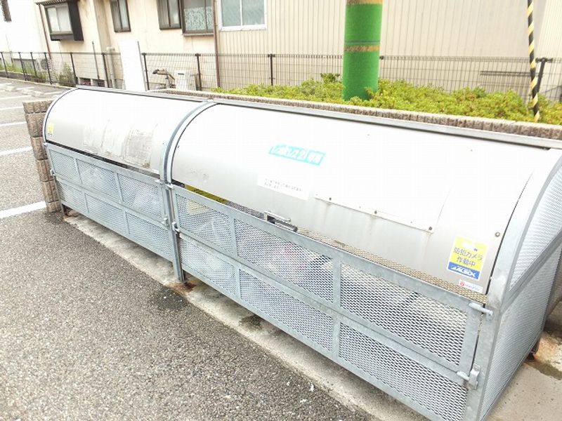 レオパレスアラベスクＡ 共用部分