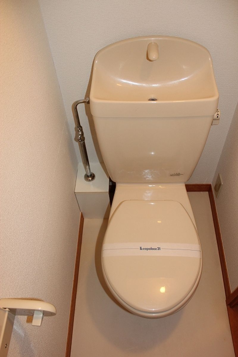 レオパレスエスポワールＴⅡ トイレ