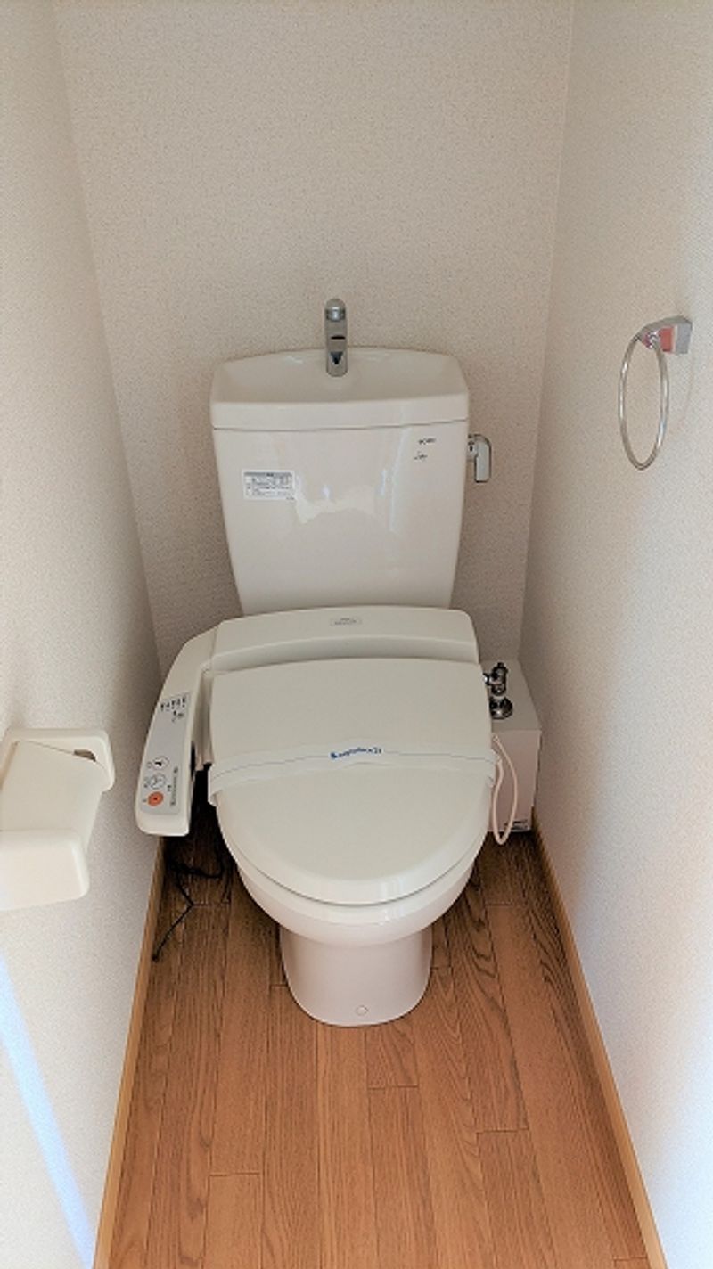 レオパレス城東ガーデン トイレ