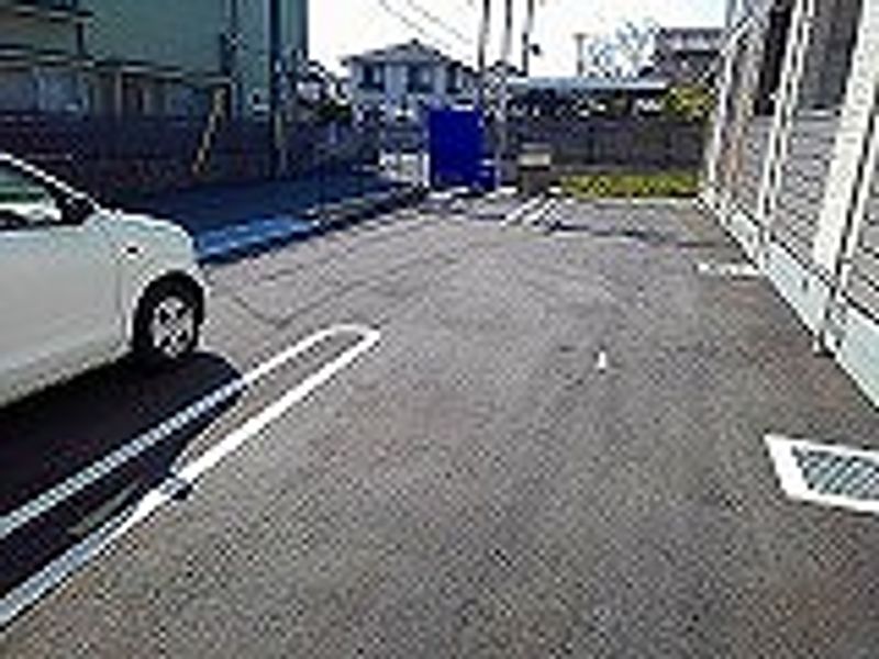 クレイノ下手野 駐車場