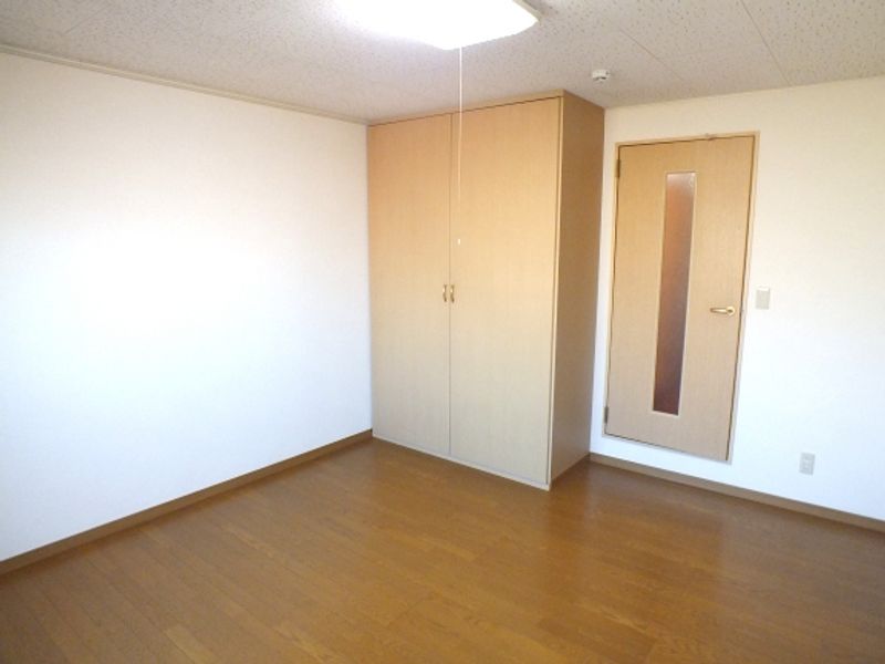レオパレスサンライズ 居間