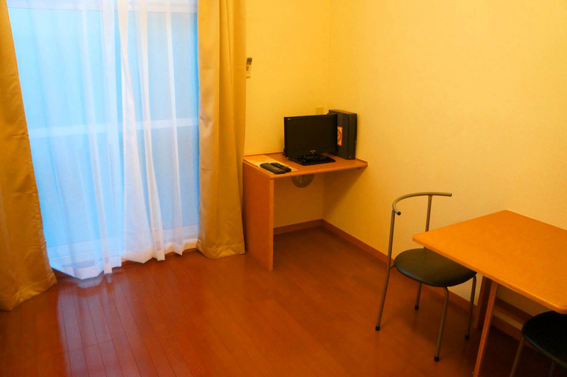 leopalace ECHO 2003 Living room