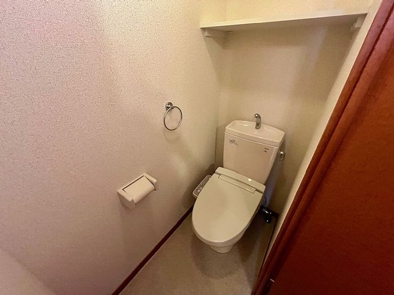 レオパレスかりがね トイレ