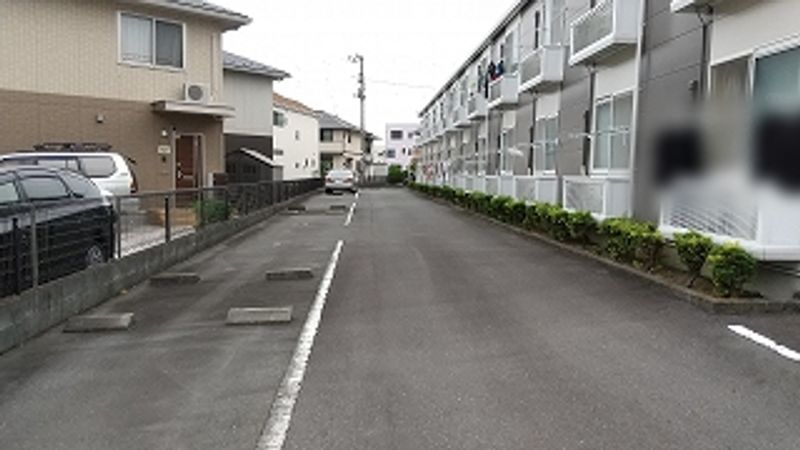 レオパレス森下 駐車場