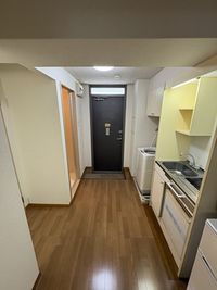 レオパレス柿ノ木 玄関