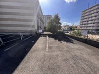 レオパレス善根寺 駐車場