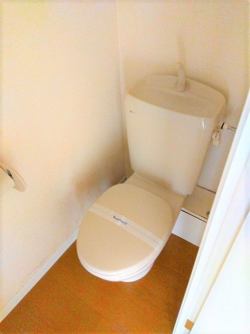 レオパレスセントラルパークサイド トイレ