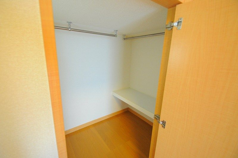 レオパレス八幡Ⅰ 収納