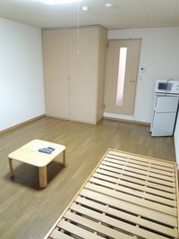 レオパレスメゾン 居間
