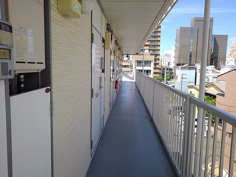 レオパレス瓦町 共用部分