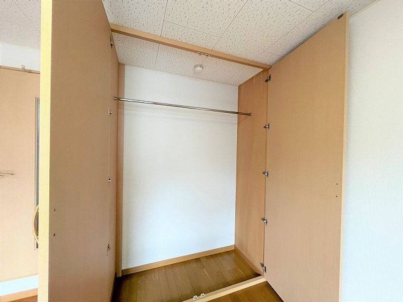 レオパレスＪＥＵＮＥＳＳＥ 収納