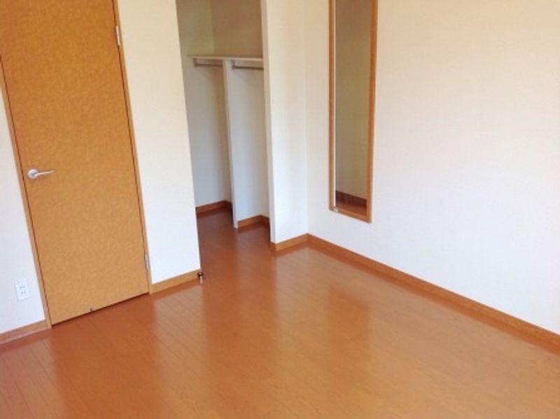 レオパレスサン 居間