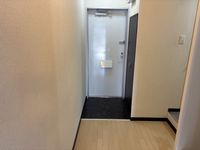 LEONEXT Azalea Arc Entrance