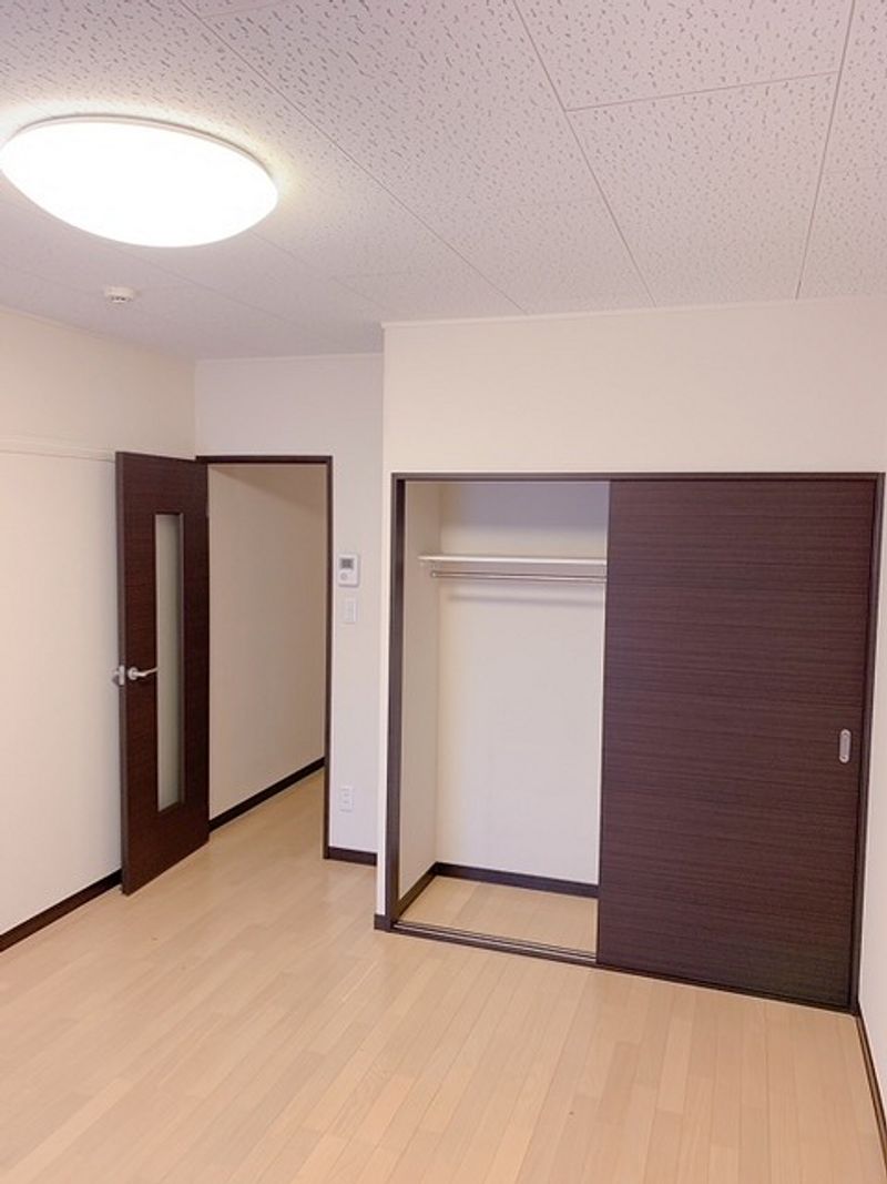レオネクスト日之出 居間