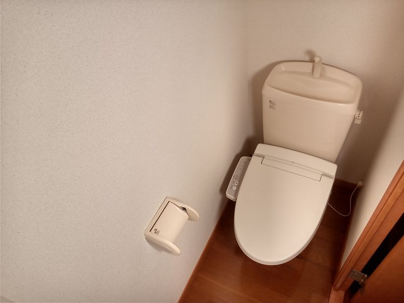 レオパレスエクセル　こくふ トイレ