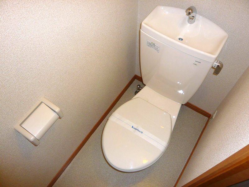 レオパレスふじしろ トイレ