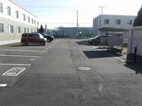 レオパレス幸 駐車場
