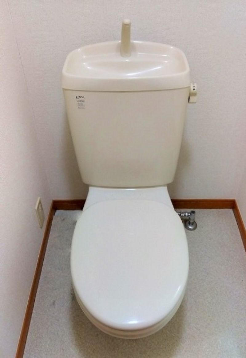 レオパレスラビーネ トイレ