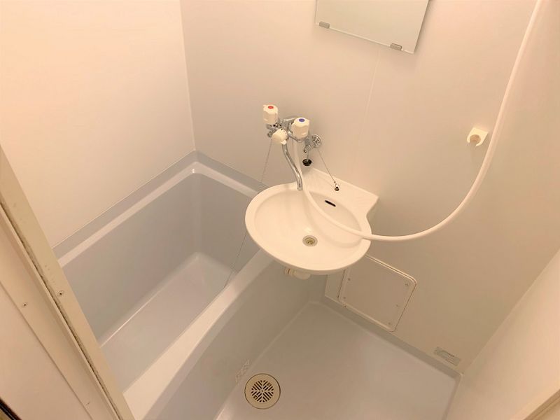 レオパレス烏森 風呂