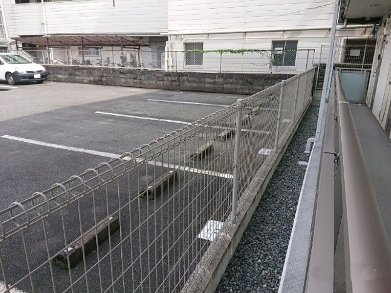 クレイノラルーチェ　美野島 駐車場