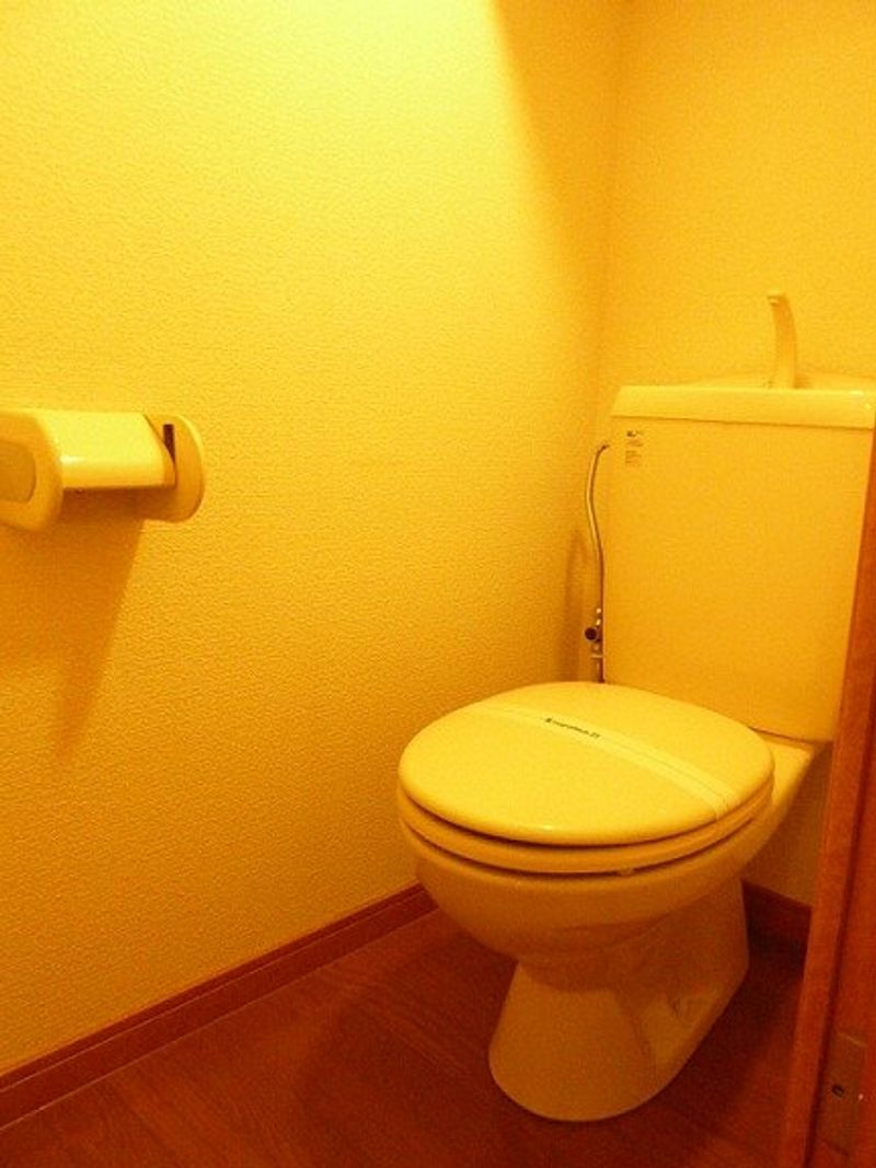 レオパレスウッドヒル トイレ