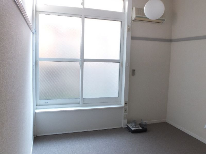 レオパレス丸山 居間