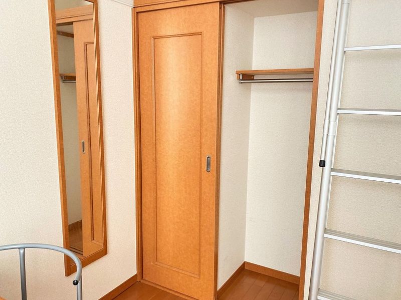 レオパレスミラクルパーク 収納