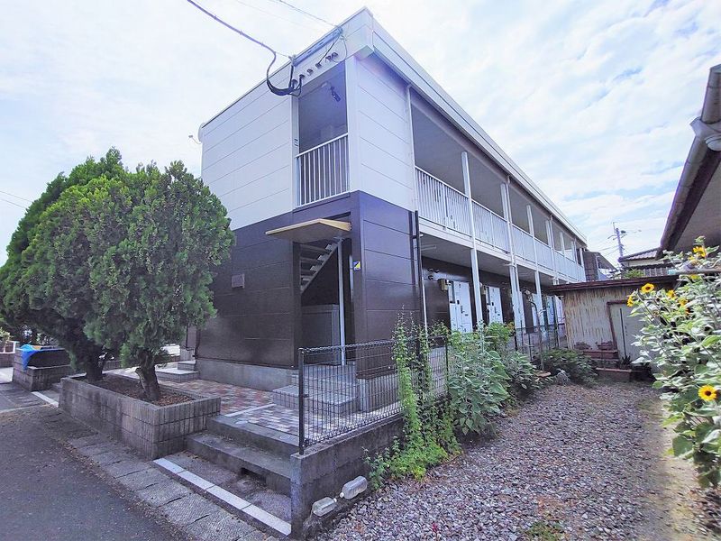 レオパレスポット　マム 外観