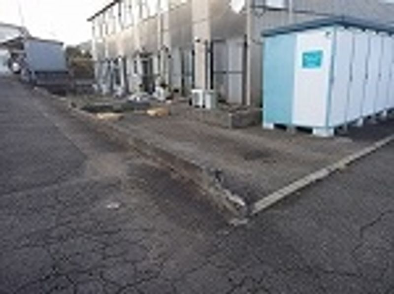 レオパレス櫻 駐車場