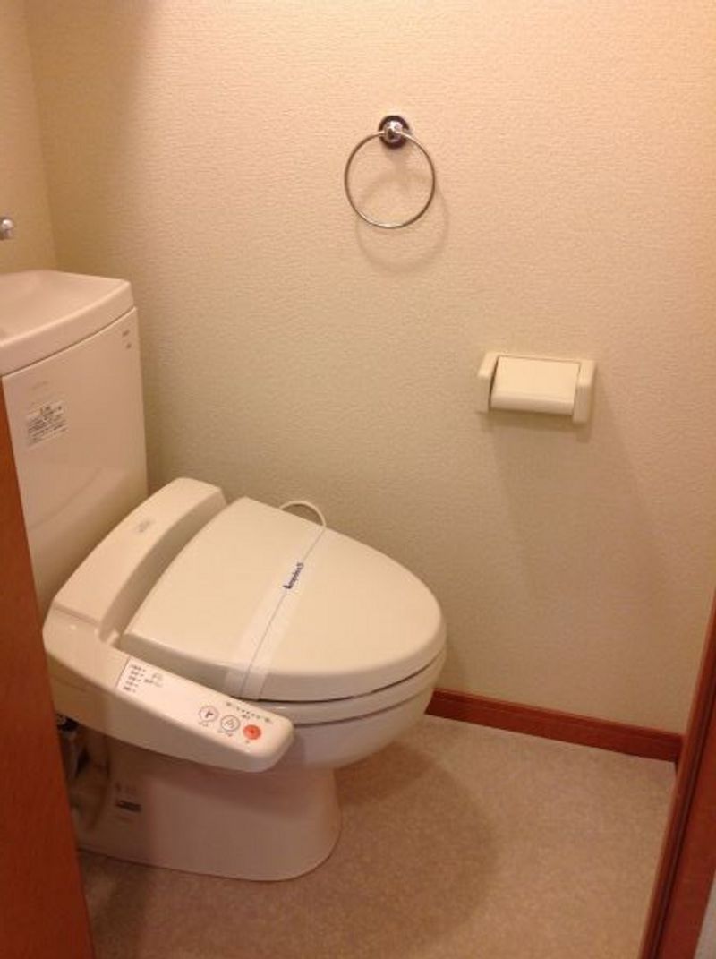 レオパレス翼 トイレ