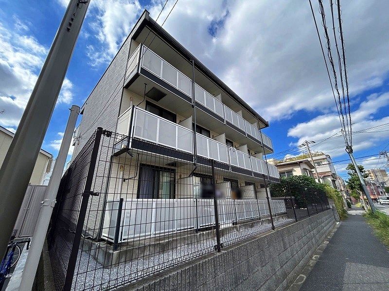 レオパレスサルカンドラ 外観