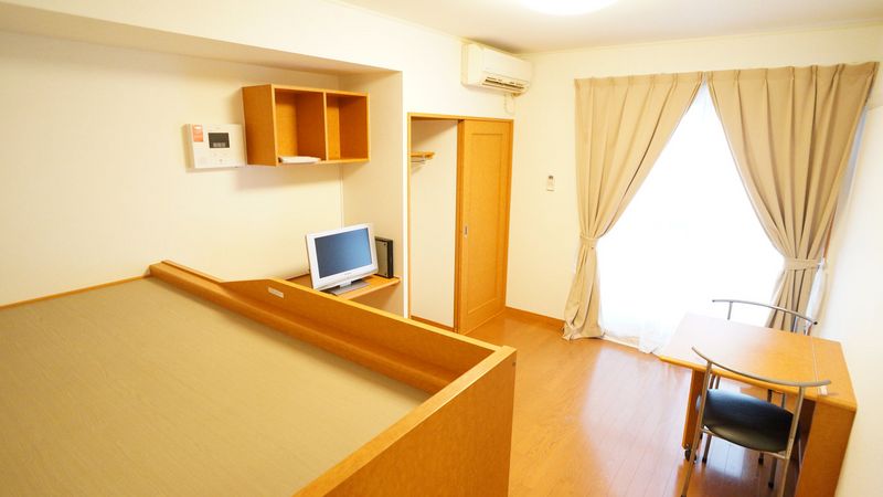 レオパレスノア 居間