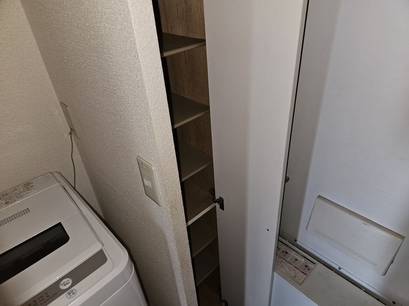 レオパレスメルベーユ　昭和 玄関