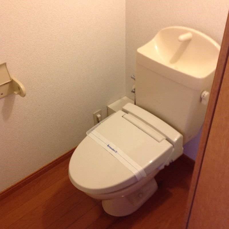 レオパレスシャルマン開成 トイレ