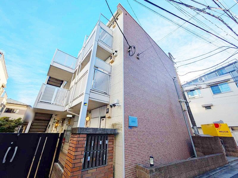 レオパレス長者丸 外観