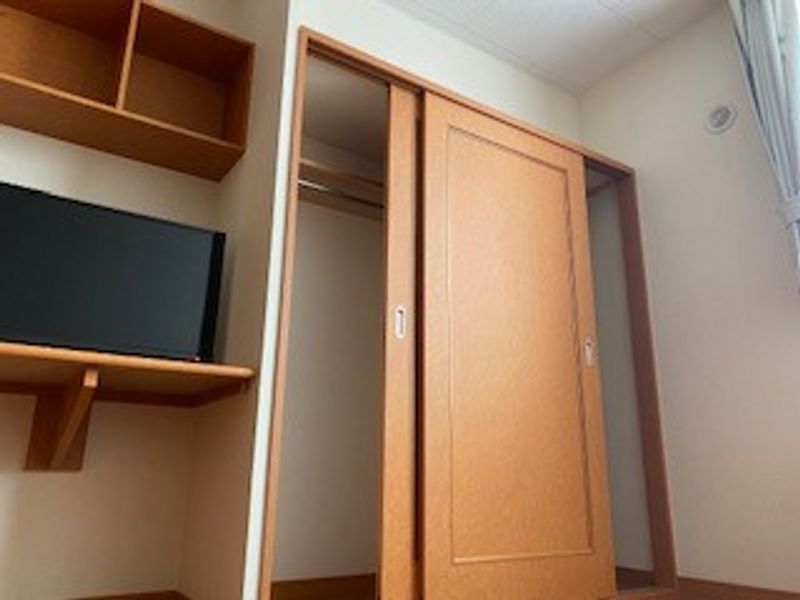 レオパレスグレイス鶴ヶ岱 収納