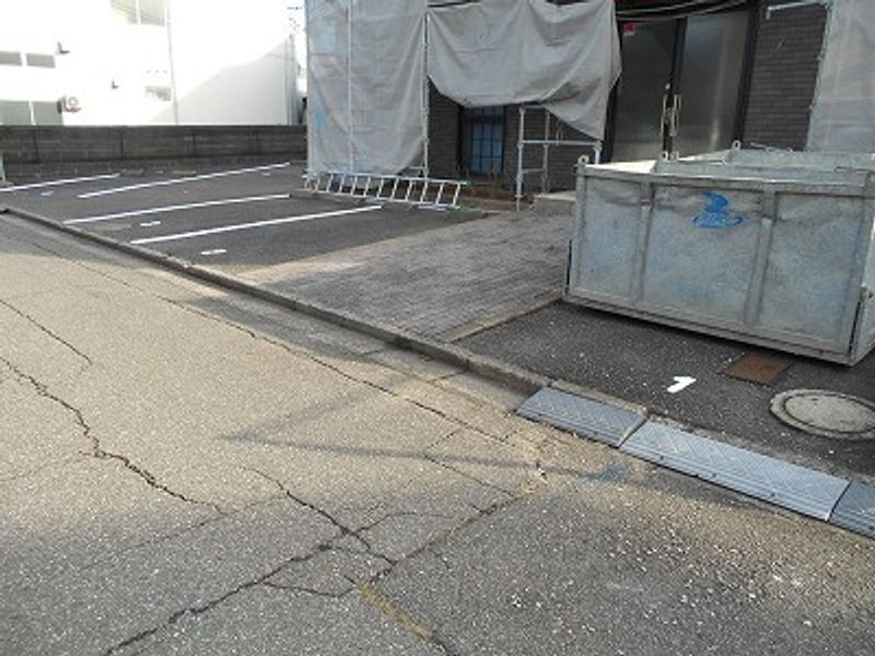 レオパレス文京 駐車場