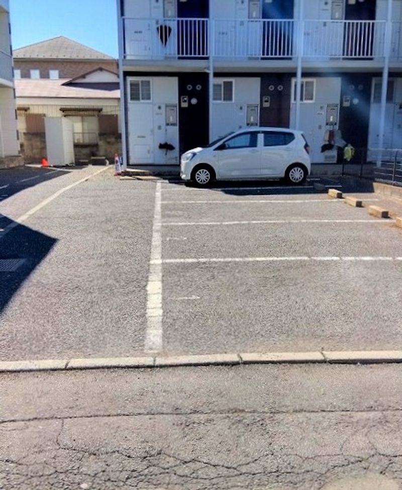 レオパレスＴ・Ｓ・Ｄ南柏 駐車場
