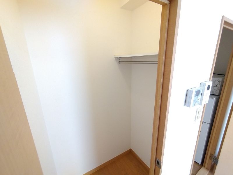 レオパレス長者丸 収納