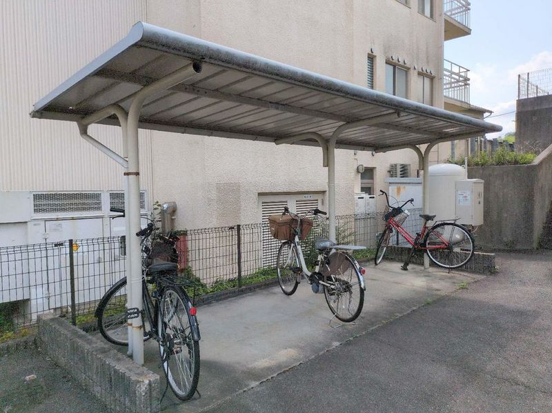 レオパレス睦 共用部分