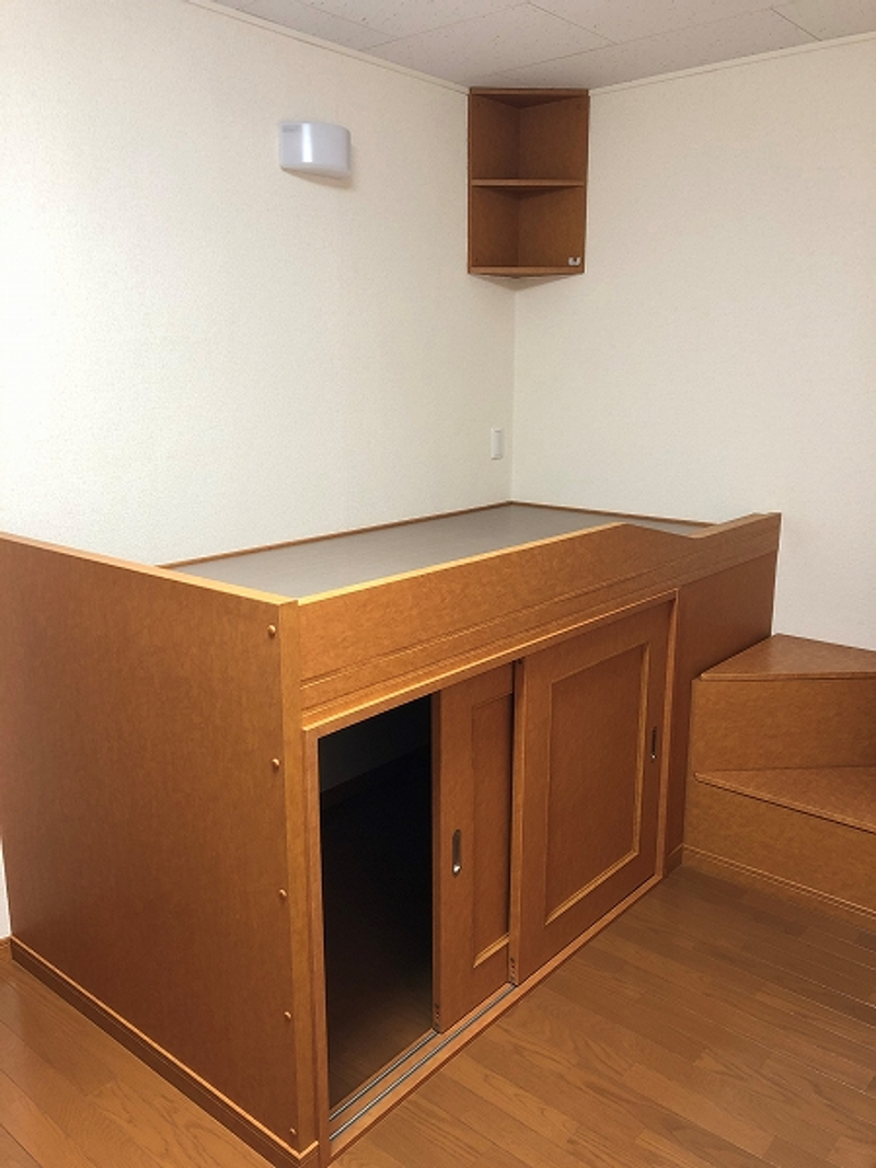 レオパレスリバティ 寝室